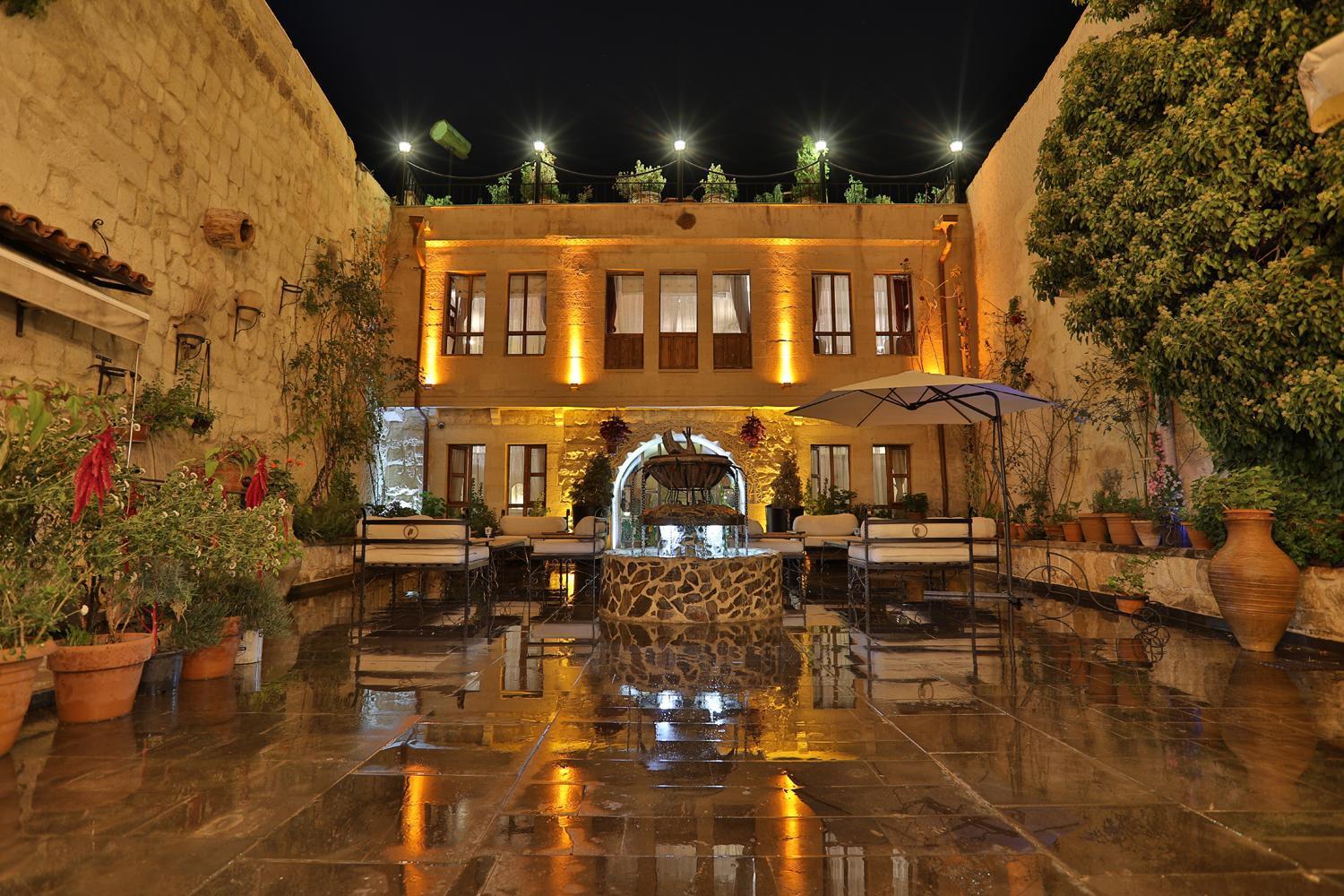 Aja Cappadocia Cave Hotel Ürgüp Exterior foto